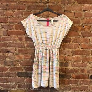 O’Neill Colorful Dress w/ Pockets & Pink Zipper